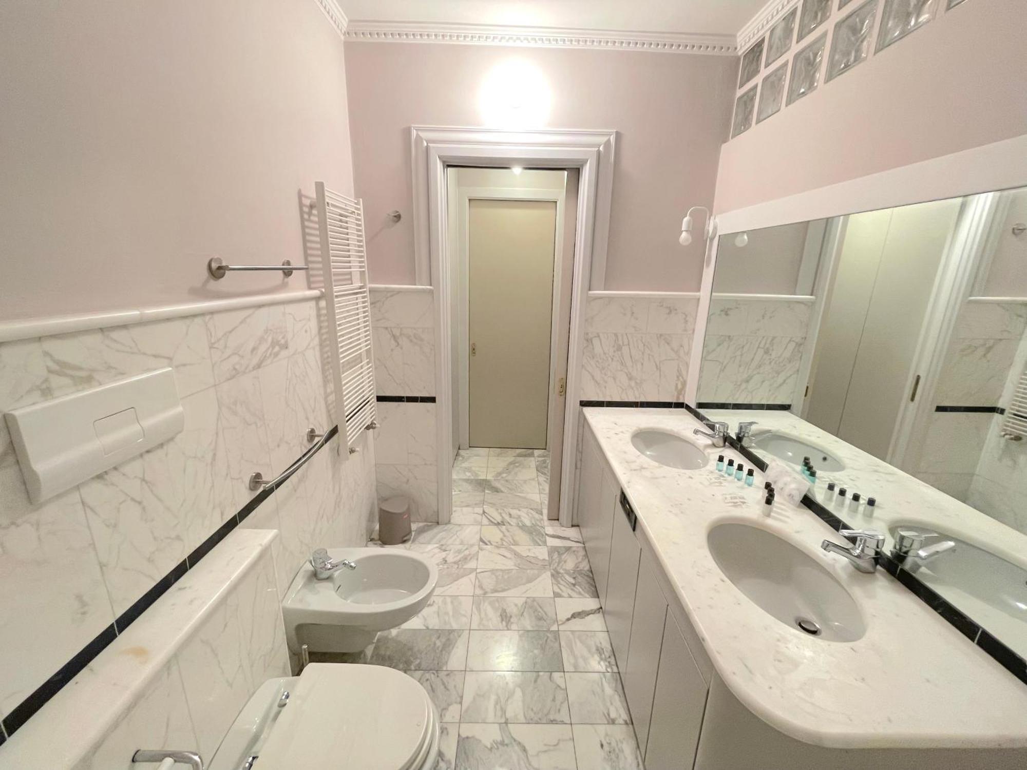 Best View Boutique Apartments ベルガモ エクステリア 写真